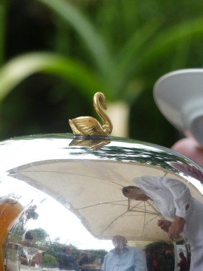 Detail der Glosche – der goldene Schwan