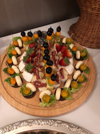 kalte Platte mit leckeren Häppchen für zwischendurch kalte Platte mit leckeren Häppchen für zwischendurch